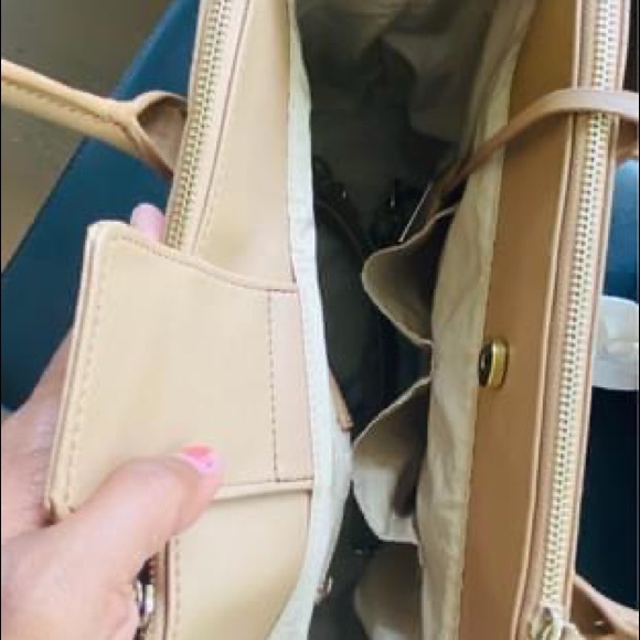 Tan New York and Company Handbag - Picture 2 of 3